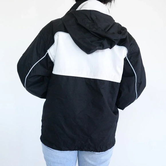 Vintage Descente Black & White Zip Up Winter /  Snowmobile Jacket Size 6 - Picture 3 of 16